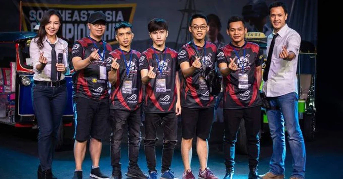 Không gian sống và luyện tập Refund Gaming House ở đâu?